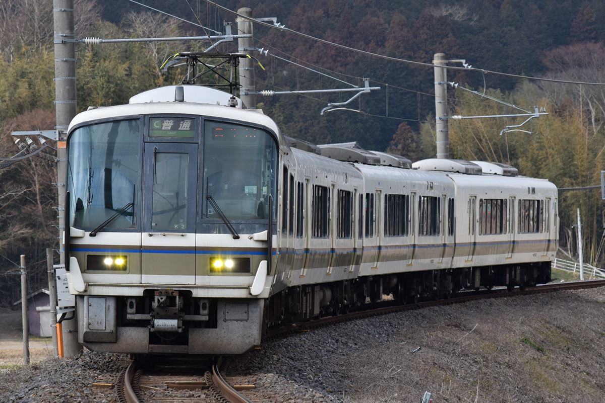 JR草津線221系